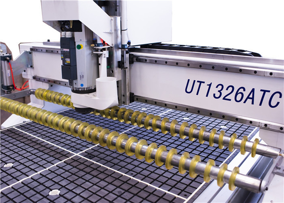 Unitec UT1326 एटीसी सीएनसी राउटर मशीन लकड़ी / हार्ड पीवीसी के लिए
